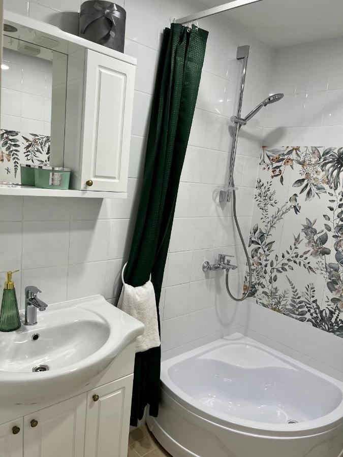 Rueuetli 24-3 Apartment Parnu Luaran gambar